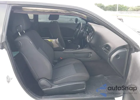 2018 Dodge Challenger R/T z USA, uszkodzony, nr VIN 2C3CDZBT0JH259571